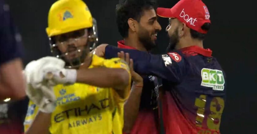 Bhuvneshwar Kumar 200 Wickets IPL: 1 शानदार रिकॉर्ड जिसने इतिहास बदल दिया