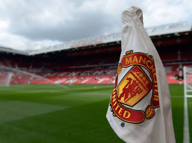 Manchester United still £1bn in debt as £63.5m goes towards new stadium land