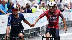 Tom Pidcock furious after teammates hit by police motorbike