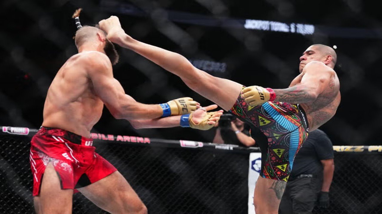 Alex Pereira discusses Dana White’s $40 million boxing payouts ahead of his UFC 335 heavyweight fight against Sergei Pavlovich.