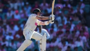 Steve Smith celebrates reaching 11,000 Test runs during Australia vs South Africa second Test in Gqeberha.