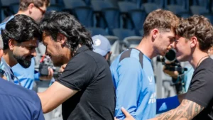 Shreyas Iyer and Mitchell Santner during the traditional Maori welcome ahead of the India vs New Zealand T20I series.