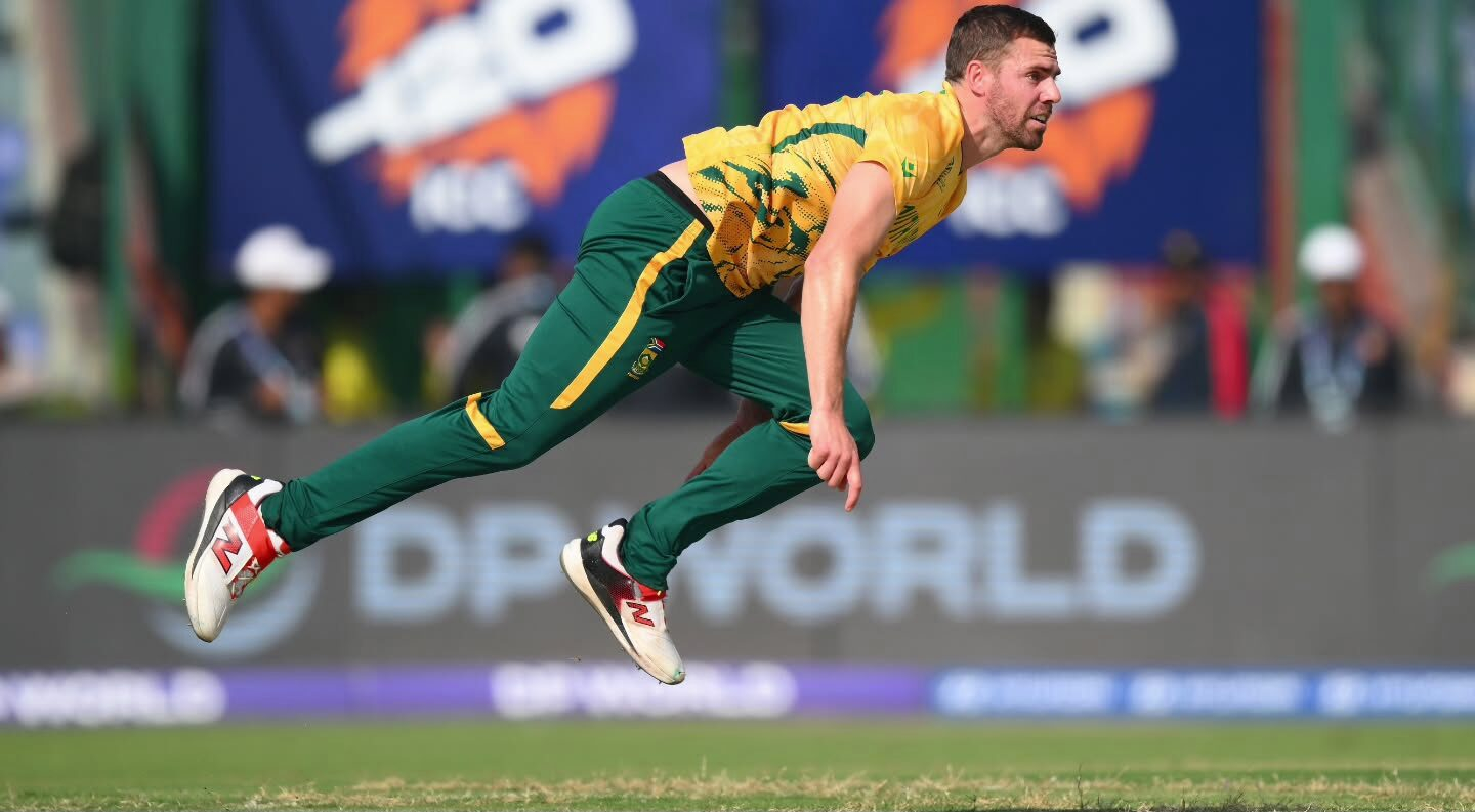 Anrich Nortje suffers a groin injury during the South Africa vs Australia second Test in Gqeberha.